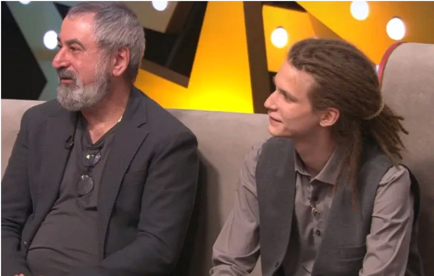 Александр Толмацкий с внуком