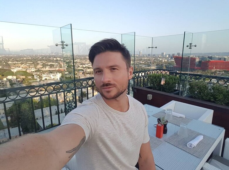 СЕРГЕЙ ЛАЗАРЕВ