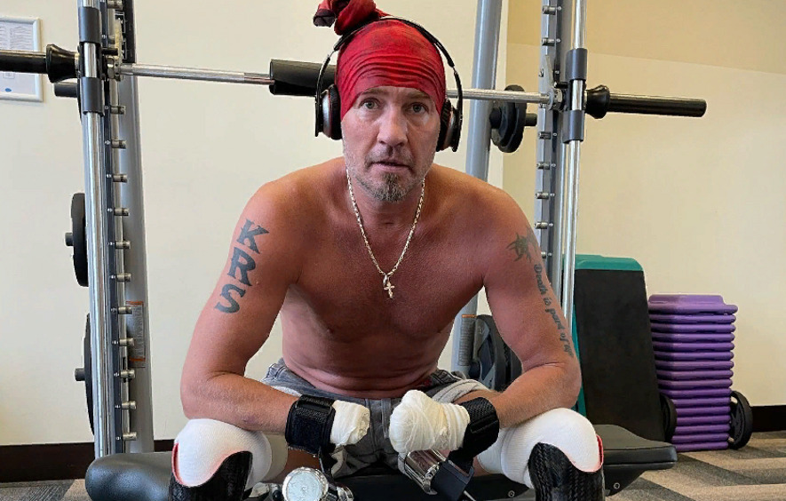 Роман Костомаров