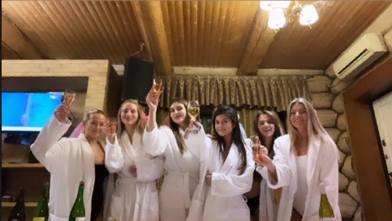 Девичник Виктории