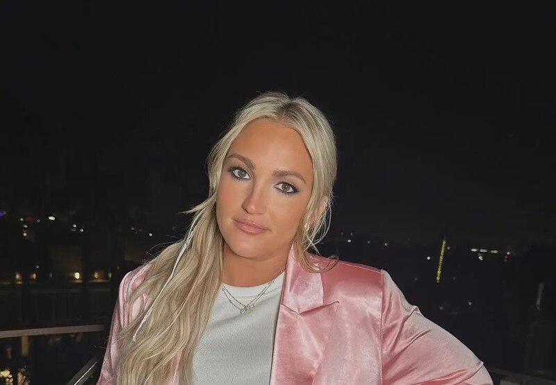 ДЖЕЙМИ ЛИНН СПИРС