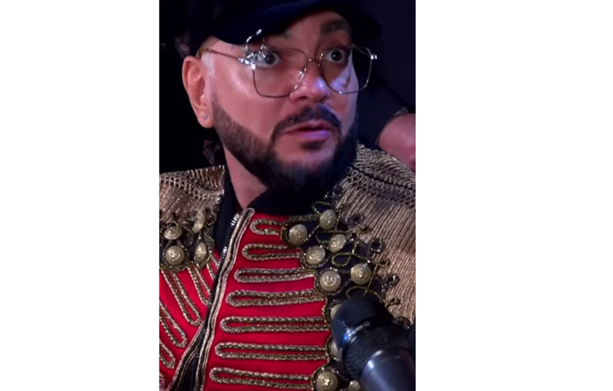 Киркоров привез из Китая 13 чемоданов с новыми нарядами