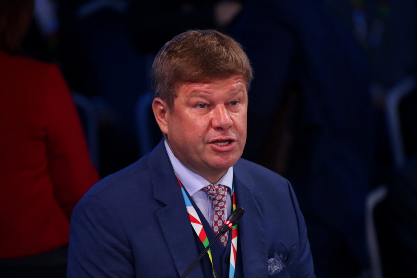 Дмитрий Губерниев