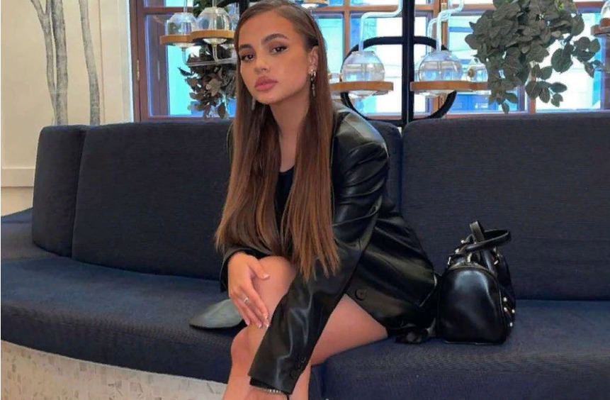 Валя Карнавал