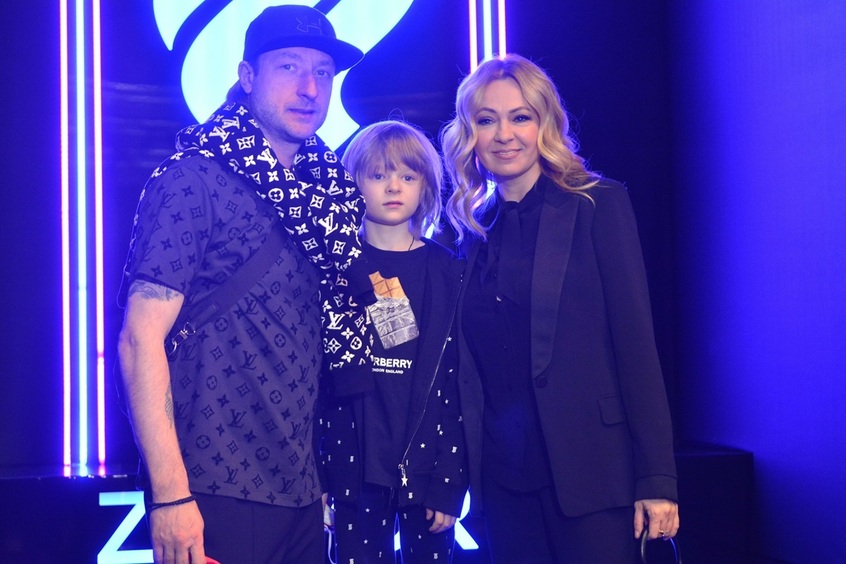 Яна Рудковская, Евгений и Саша Плющенко