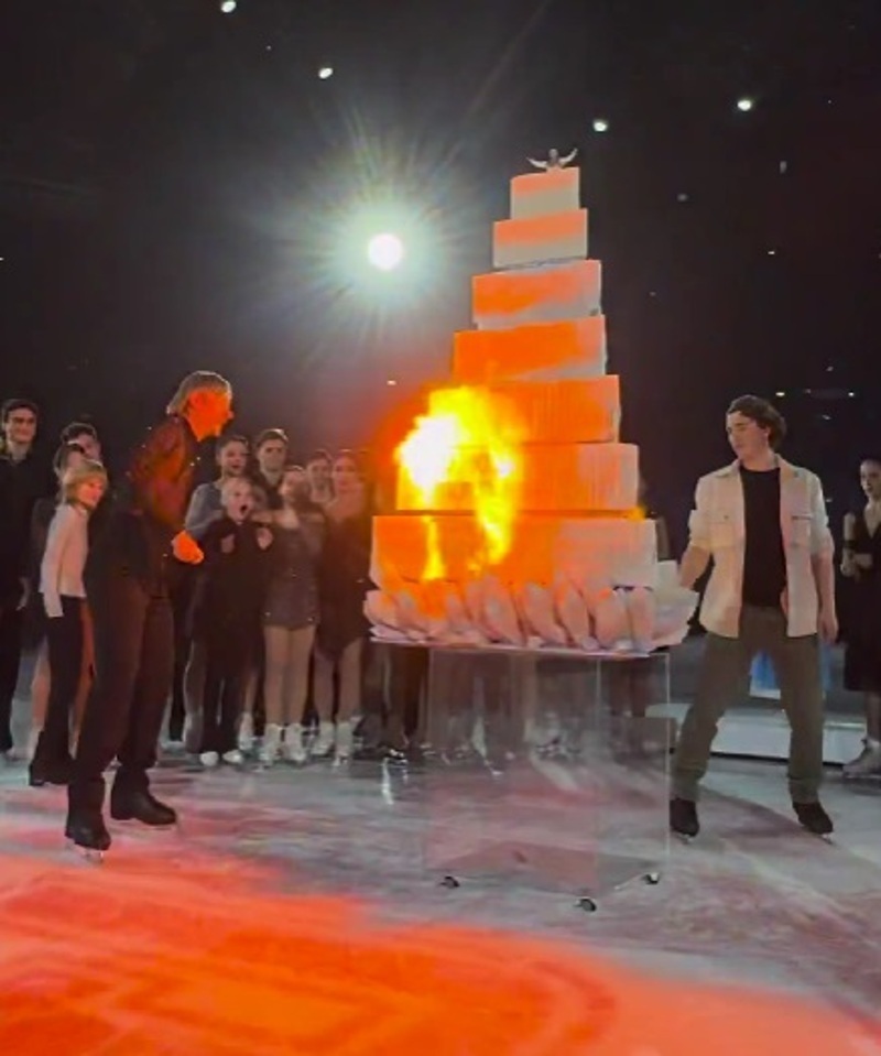 Праздничный торт