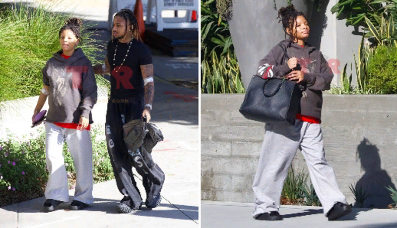 Бейли на прогулке с бойфрендом