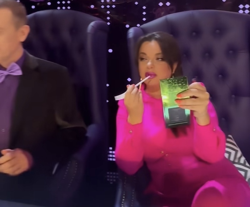 Уроки макияжа от Королевой