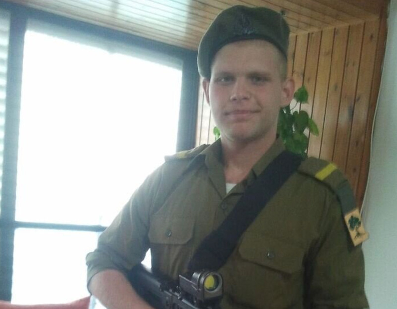 Сын Эвелины Бледанс