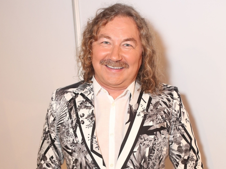 Игорь Николаев