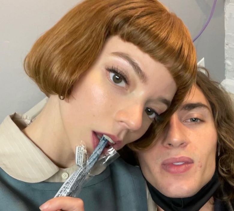 Аня-Тейлор Джой и Малкольм МакРей