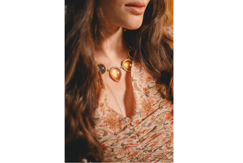 Какие основные ошибки допускаются в уходе за зоной декольте