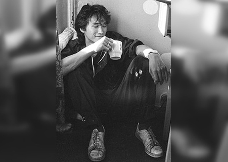 Центробанк выпустил памятную монету с Виктором Цоем