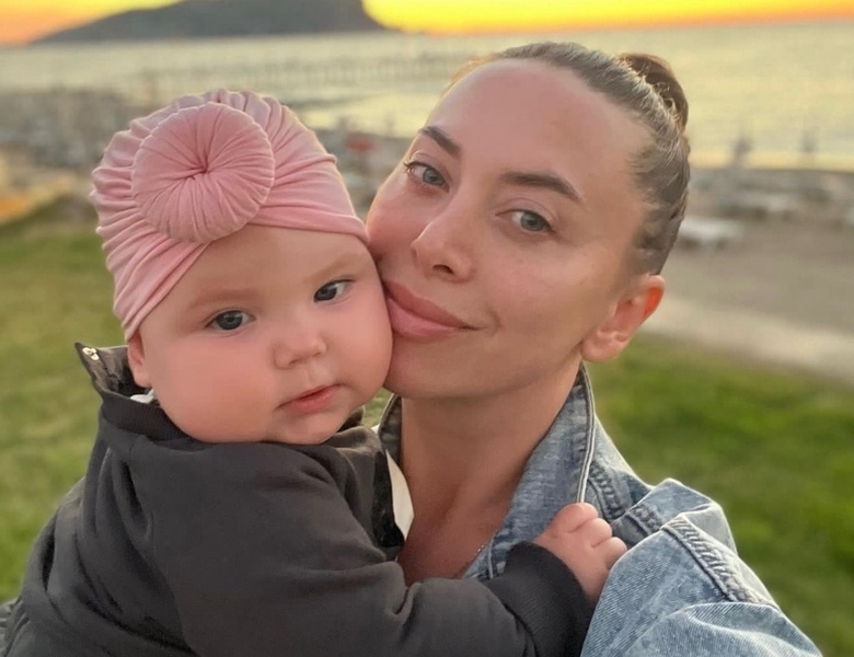 Наталья Фриске с дочкой Луной