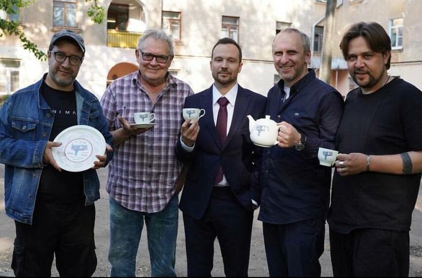 «Я просто вжился в роль»: Алексей Чадов пошутил, что станет политиком