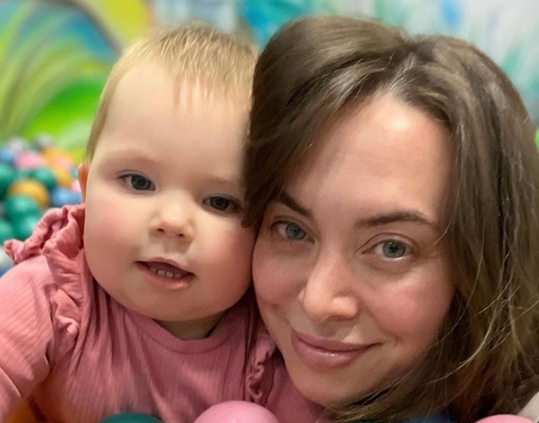 Наталья Фриске с дочкой Луной