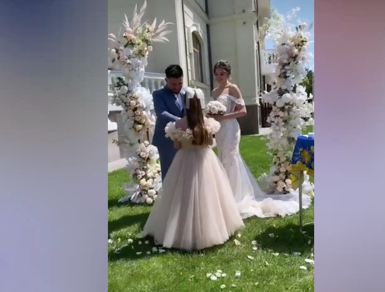 Бывший муж Ани Лорак женился на ее копии