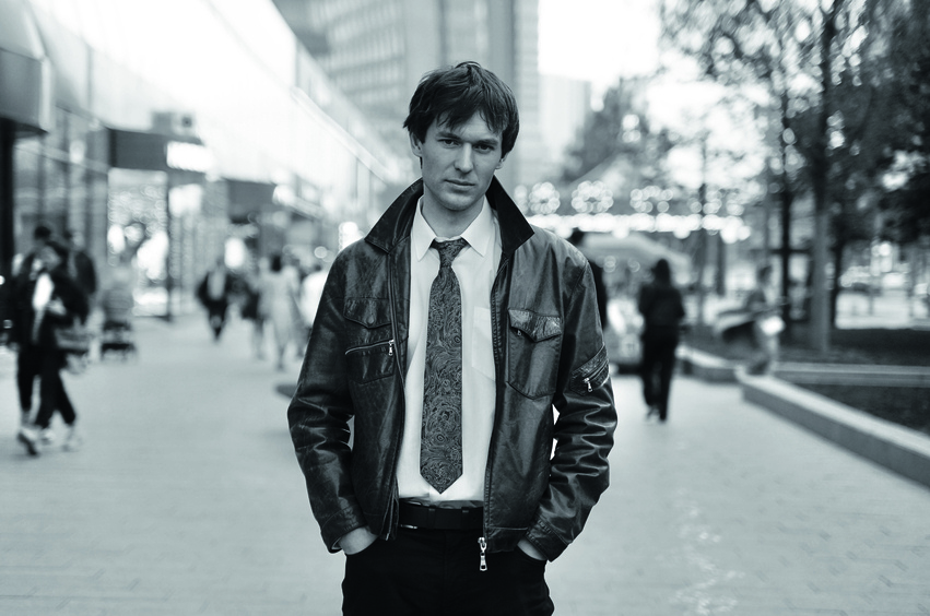 Актер Нил Кропалов: «Я стараюсь не доводить отношения до шекспировских страстей»