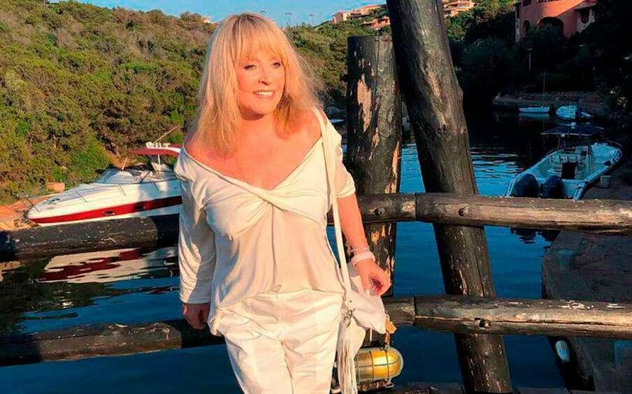 АЛЛА ПУГАЧЕВА