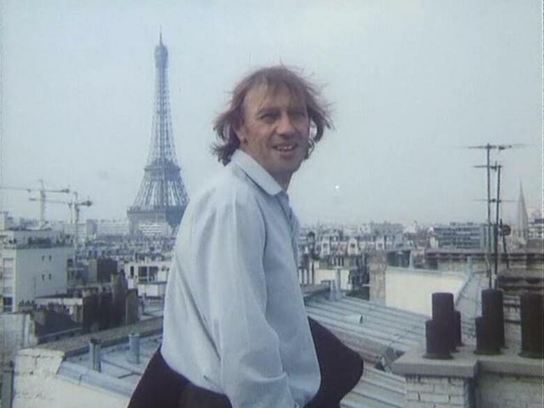 Кадр из фильма "Окно в Париж"