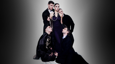 Кадр из спектакля "Зойкина квартира"