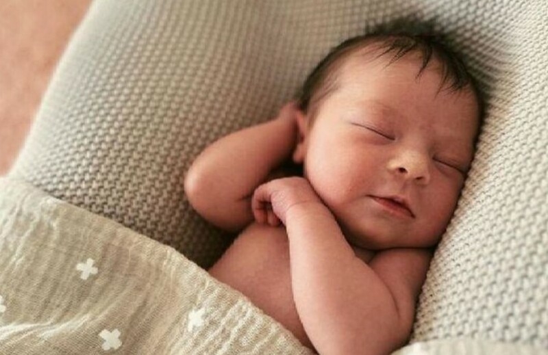 Румер Уиллис впервые стала мамой