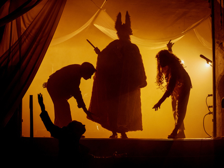 В Улан-Удэ актер решил покончить с собой на сцене: «Эти люди виноваты в моей смерти»