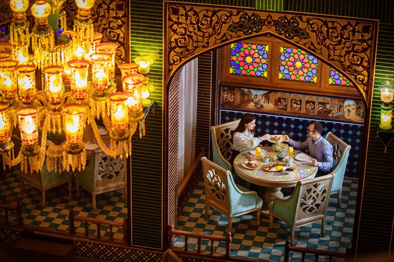 Parisa - очень атмосферный с блюдами персидской кухни