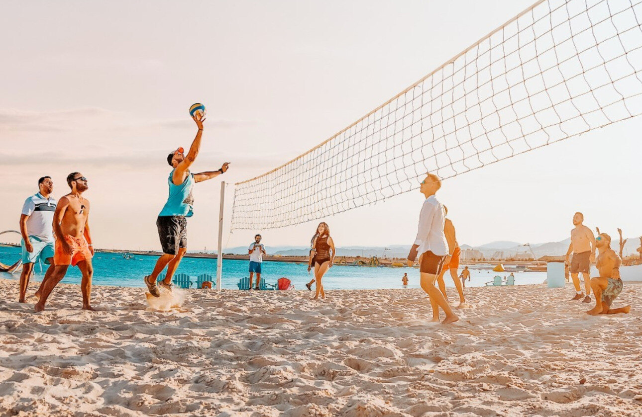 B12 Beach Club Doha - один из модных мест на побережье