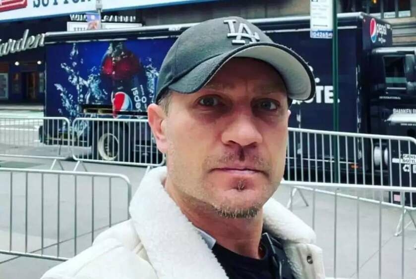 Роман Костомаров