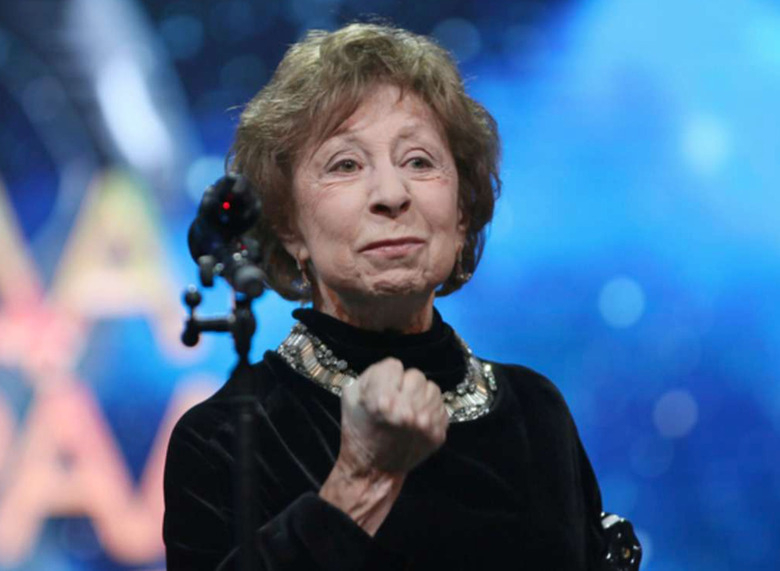 Лия Ахеджакова: «Я не успела проститься с моей сценой. Прощай, моя дорогая!»