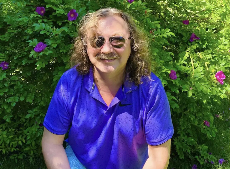 Игорь Николаев