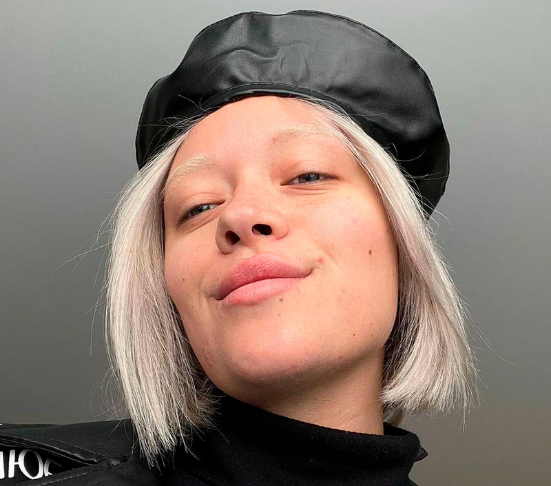 Обесцвеченные брови заметно меняют лицо