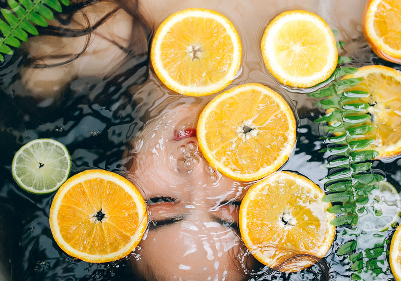 Ретинол прекрасно работает в тандеме с витамином С