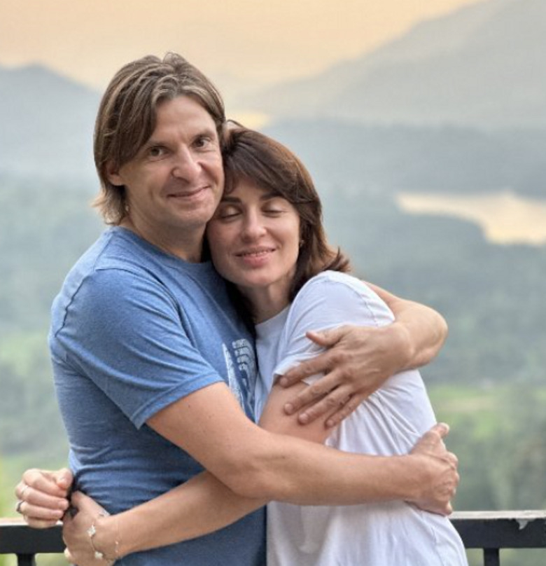 44-летняя телеведущая Ирина Муромцева неожиданно получила предложение руки и сердца от своего бизнес-партнера