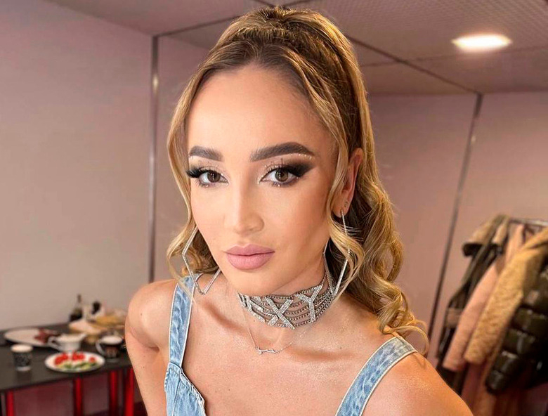 Ольга Бузова