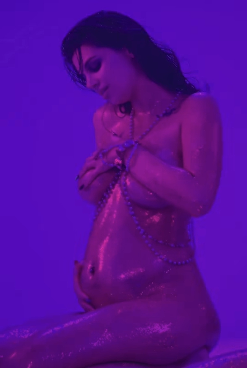 Звезда ждет второго малыша