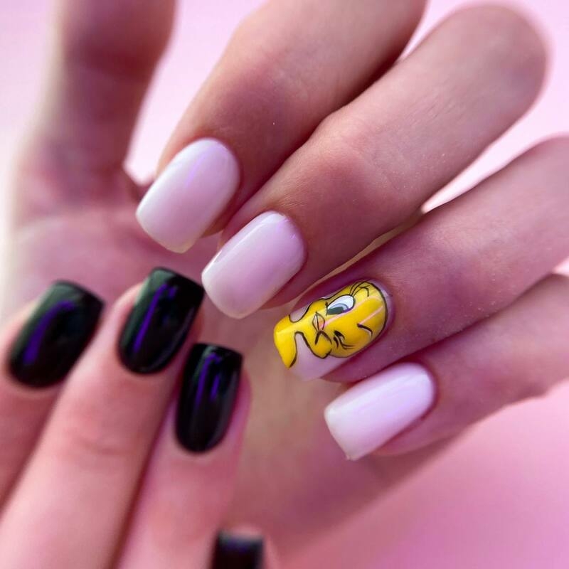 Маникюр с рисунком