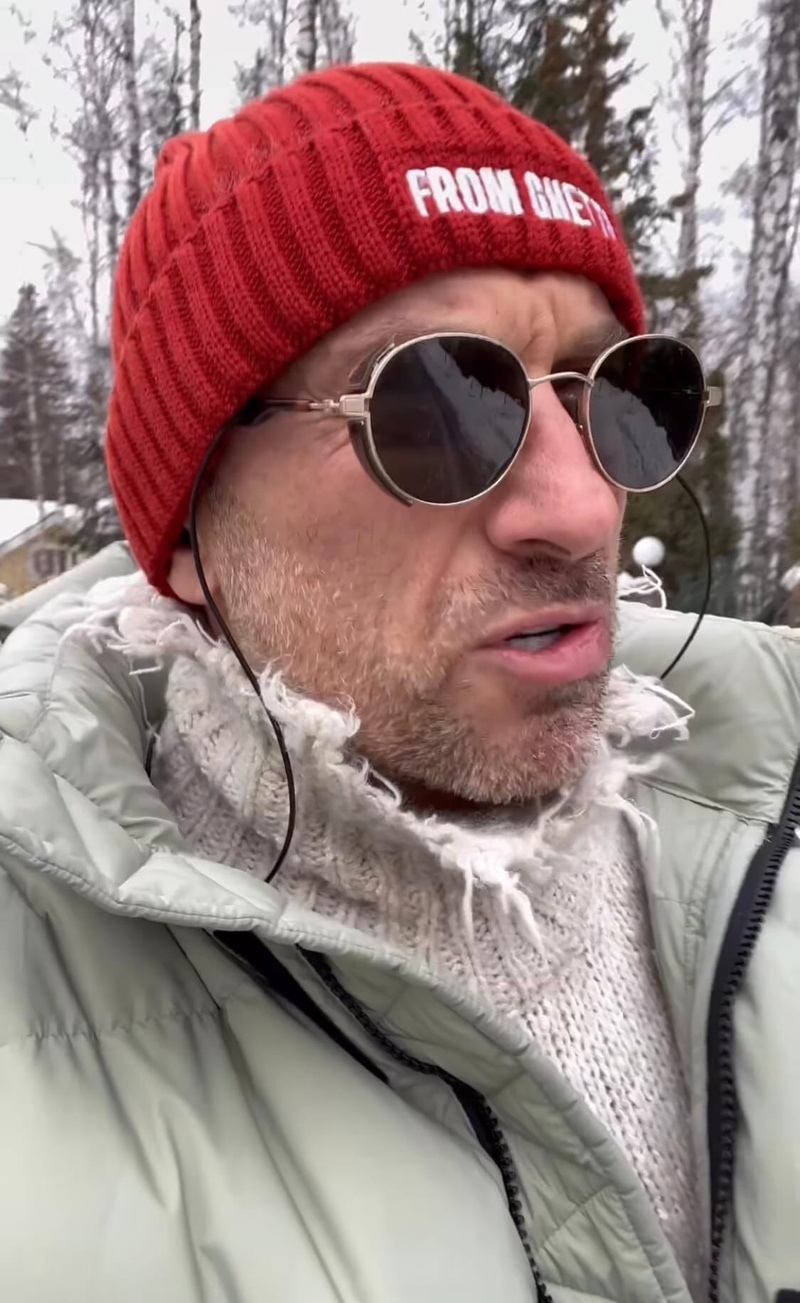 Актер обратился к подписчикам