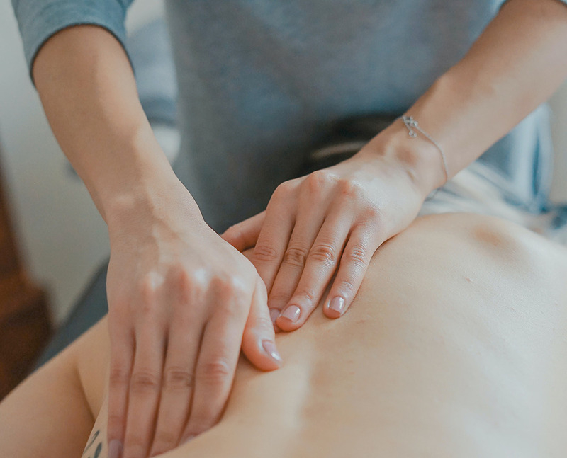 Массаж поможет снять зажимы