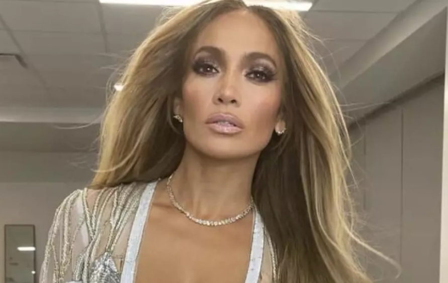 Дженнифер Лопес