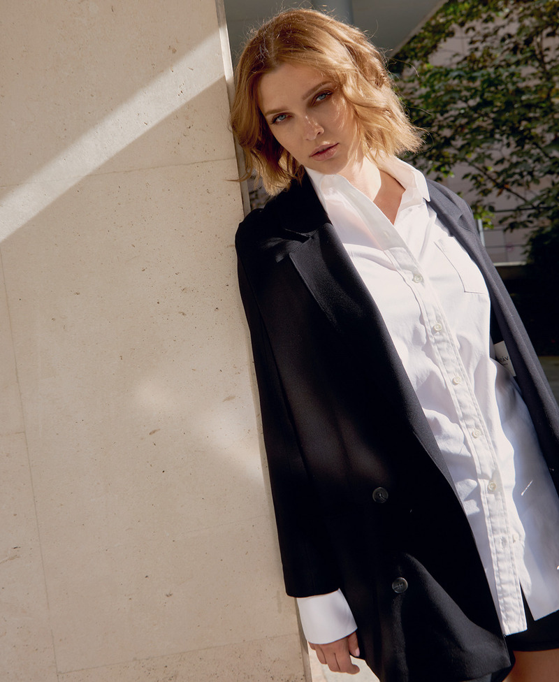 "Я постоянно была в разъездах, не было своего дома. Нельзя построить прочные отношения. Мой молодой человек не выдержал разлуки"