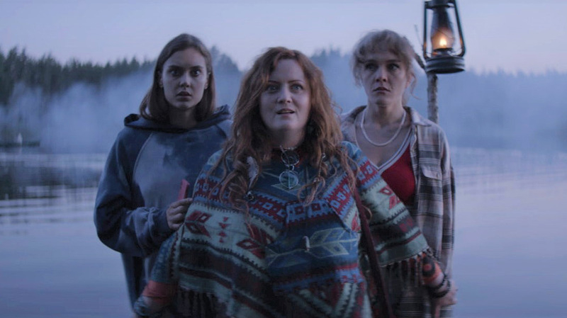 «Мне пришлось покрасить волосы в рыжий цвет, носить длинные трессы. Когда впервые я вышла в полном своем образе, услышала: «Ну все, Джон Леннон жив!» Это было полное преображение»