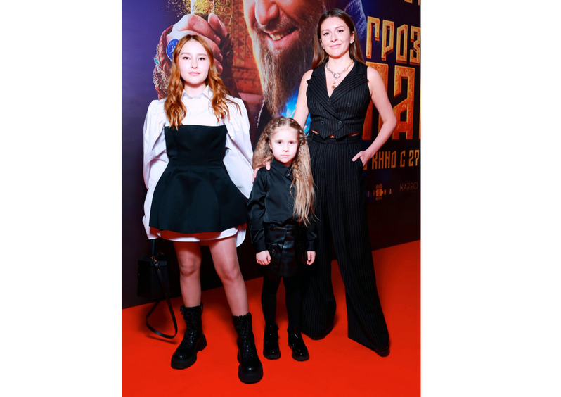 Валерия Кожевникова: лайфхаки для тех, кто собирается на красную дорожку с детьми