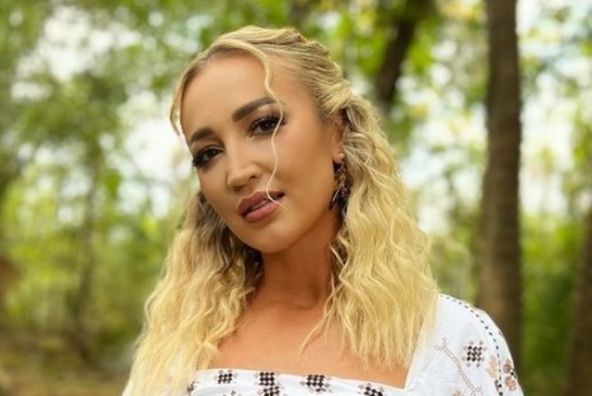 Ольга Бузова