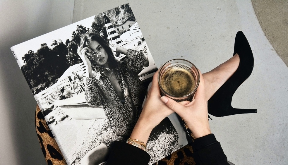 шпилька не всегда уместна в гардеробе женщины за 50