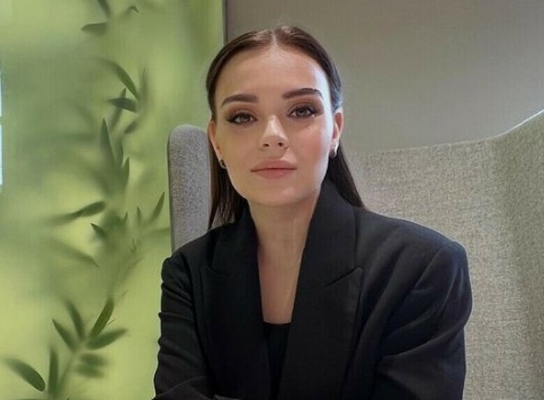 Аделина Сотникова