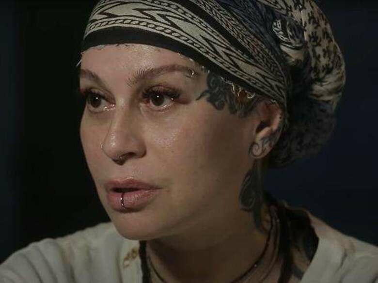 Наргиз Закирова