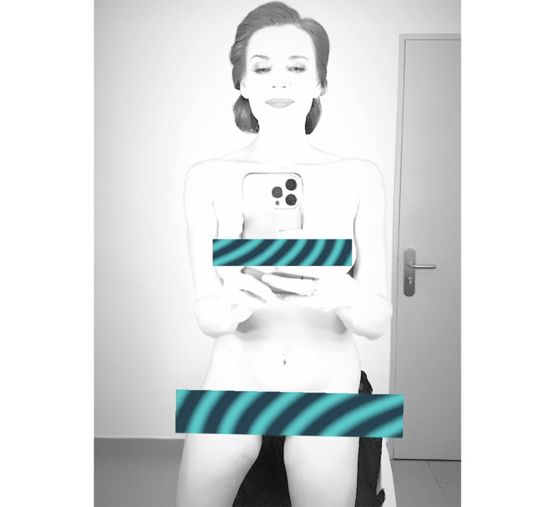 Актриса показала свою фигуру без одежды