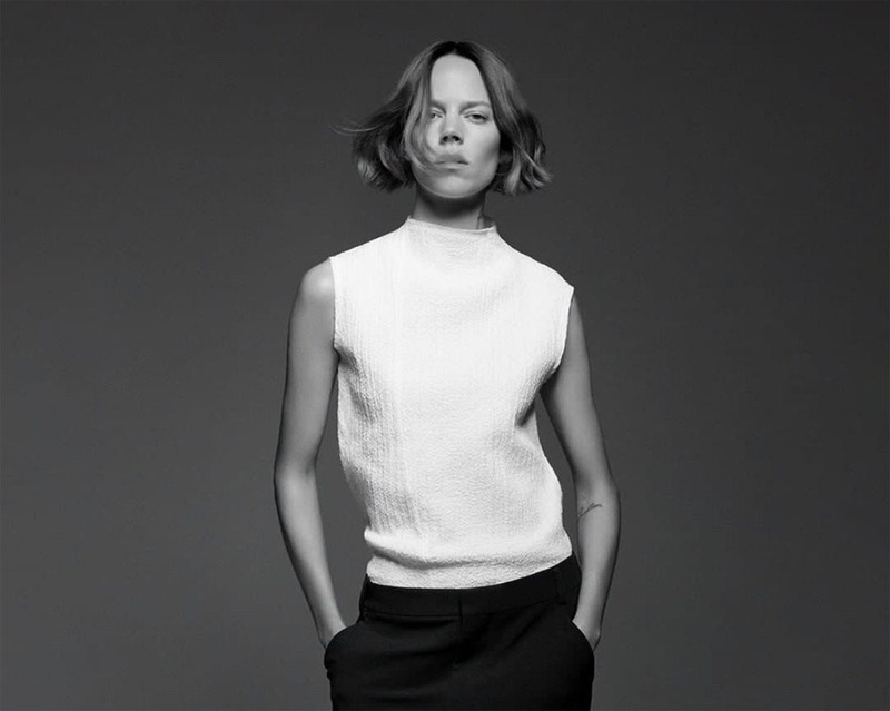 Из трикотажных моделей лучше отдать предпочтение силуэту оверсайз